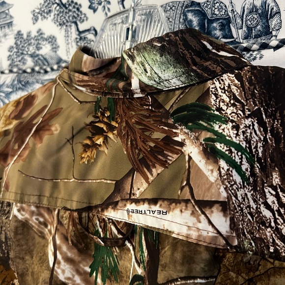 CLEARANCE NWT Men’s M Russell Outdoors Dri-Power Lightweight Button Down Shirt - Picture 9 of 13